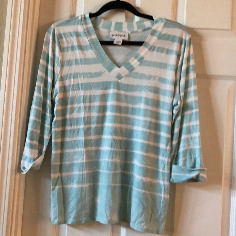 Peck and peck pullover 3/4 length sleeves